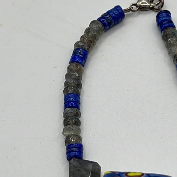 ARTISAN LABRADORITE, LAPIS, AND AFRICAN TRADE BEAD BRACELET WITH STERLING CLASP - Picture 5 of 9